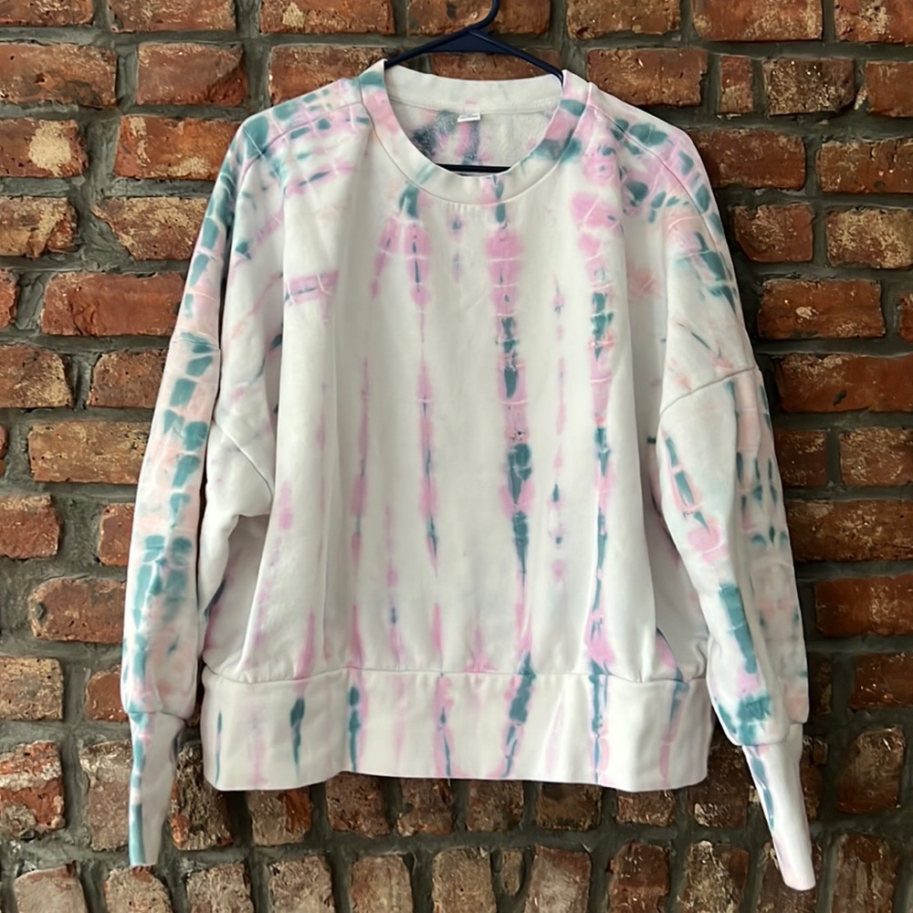 Old navy tie dye blue and pink crew neck sweatshirt